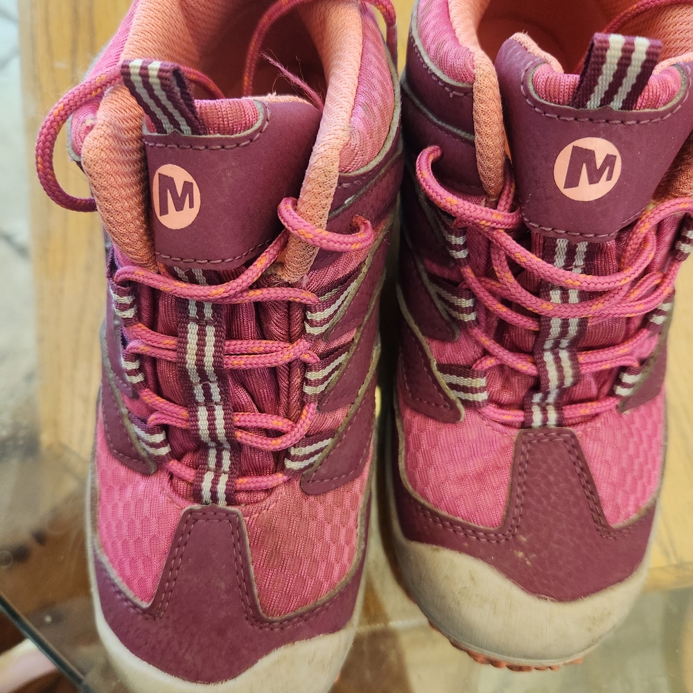 Merrell Chameleon 7 Access Mid Hiking Shoes Berry Girls Size 13